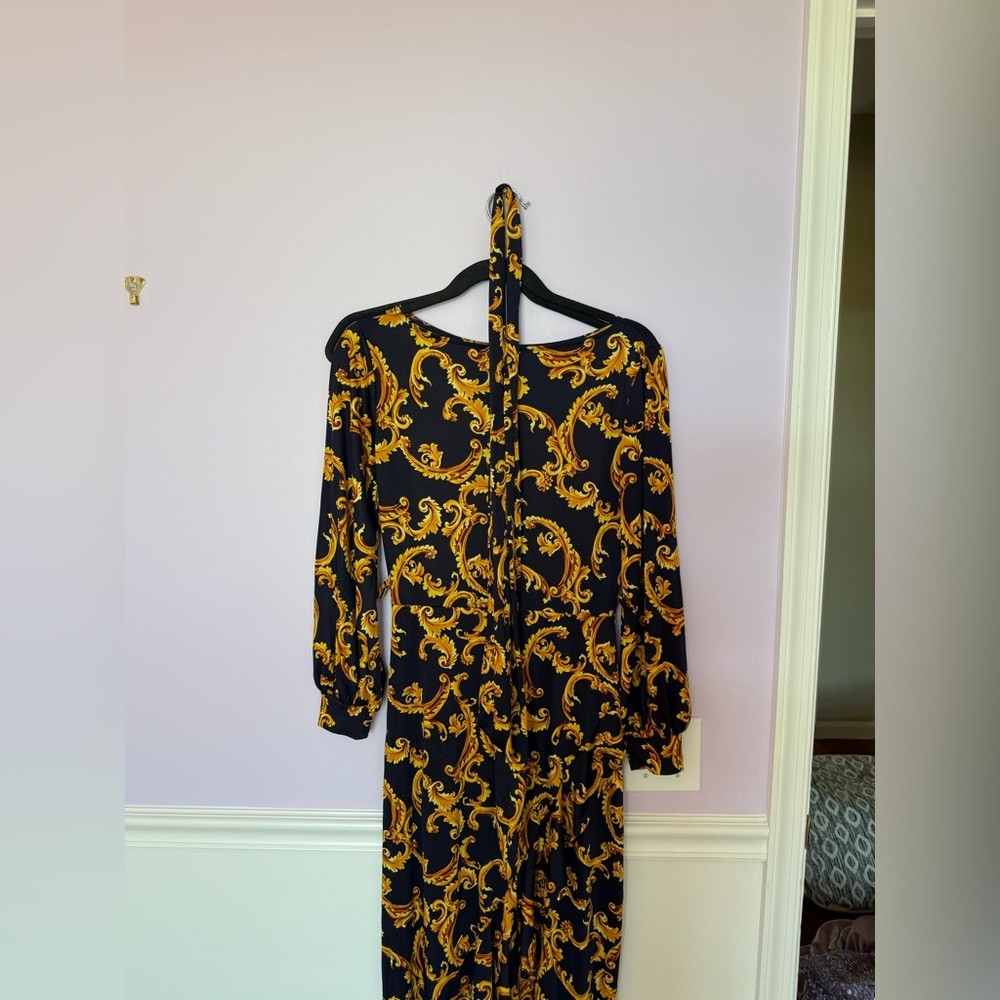 Black & Gold Baroque Print Long Sleeve Women’s Dress Versace-Inspired Pattern - Picture 5 of 6